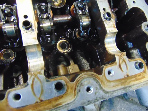 Peugeot Sylinterikansi OEM V753354980N 1.4 16V Bensiini image 5
