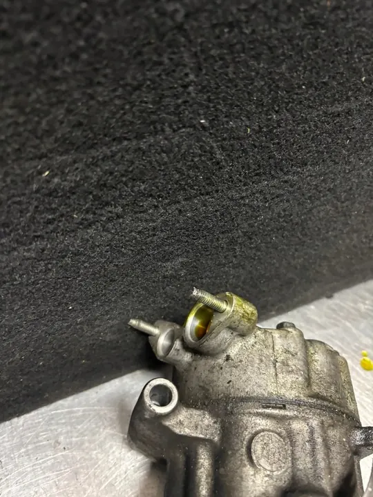 Compresseur de Climatisation Peugeot Citroen 9671453780 image 4