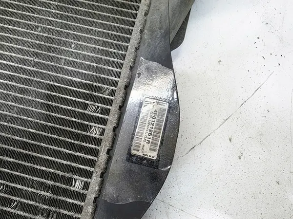 Enfriador de aceite Audi A6 C6 2.0 TDI image 8