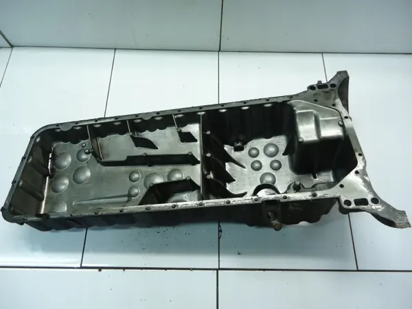 Cárter de aceite Mercedes OEM R6480140202 para E W211 3.2 CDI image 4
