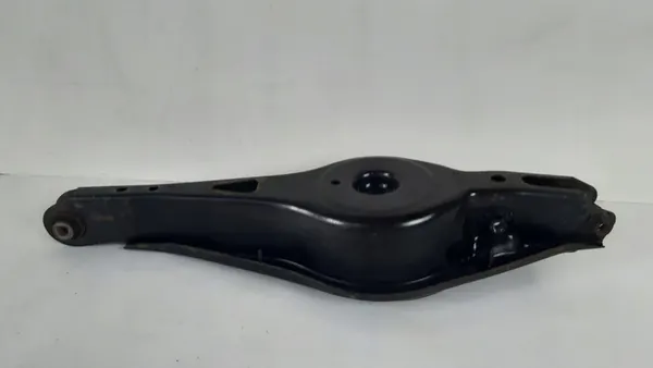 VOLVO XC40 Braccio di Controllo Posteriore Destro 32221200 image 4