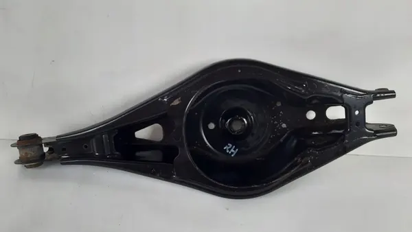 VOLVO XC40 Braccio di Controllo Posteriore Destro 32221200 image 6