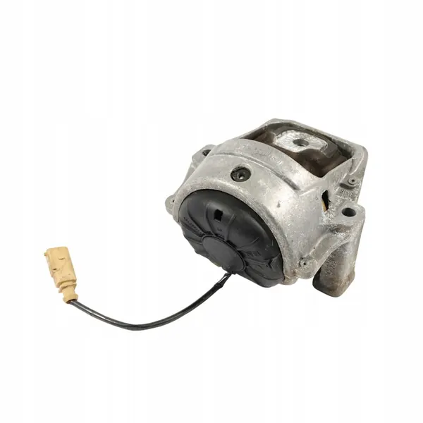 Porsche Macan (95B) 2019 Right Engine Mount image 8