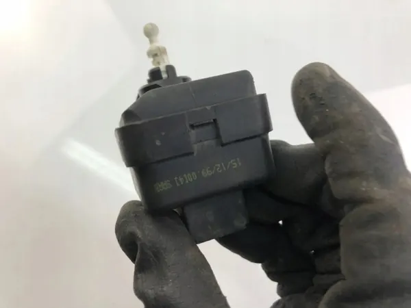 Saab OE klepmotor OEM 123456 voor 9-5 (YS3E) image 3