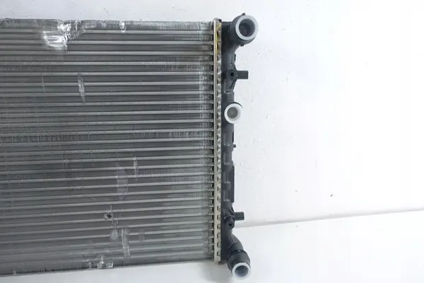 Radiador de refrigeración del motor Mahle CR 454 000S image 3