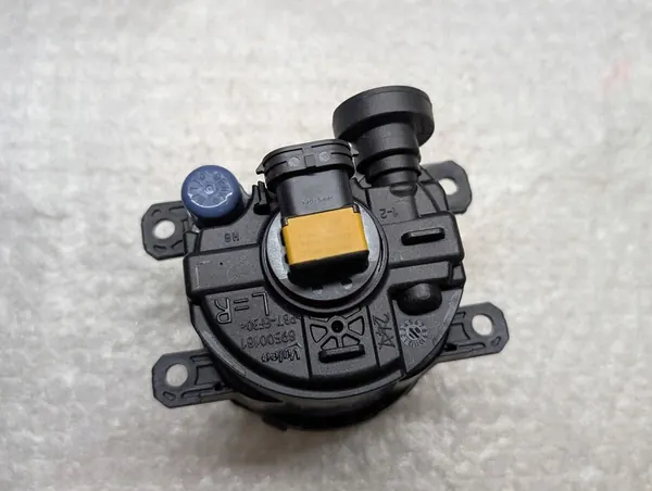 Lanterna Halógena Frontal Esquerda / Direita Nissan Cab Star image 6