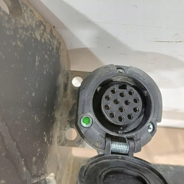 Hinausvetokoukku OEM PW960-0K006 Toyota Hilux VIII image 9