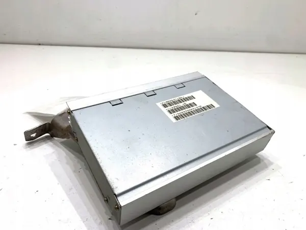 OEM 05064118AJ signaalimoduuli Chrysler 300C:lle image 2