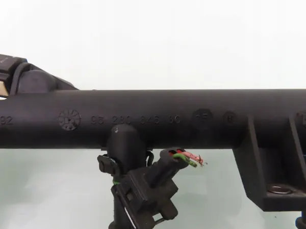 Injectorrail OEM 01F005A voor Citroen Xsara Picasso image 4