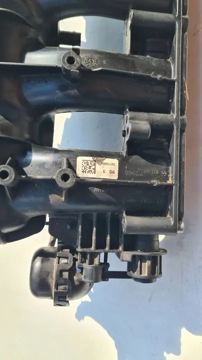 Coletor de admissão Audi A3 8P TT 8J Golf VI Tiguan I Passat 2.0 TFSI CAW image 2