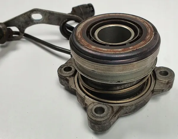 Kytkinlaakeri Mercedes W169 2.0 CDI image 2