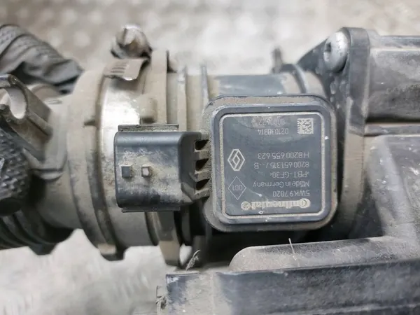 Suodatinrakenne + ilmamassamittari Kangoo II 1.5 DCI image 5