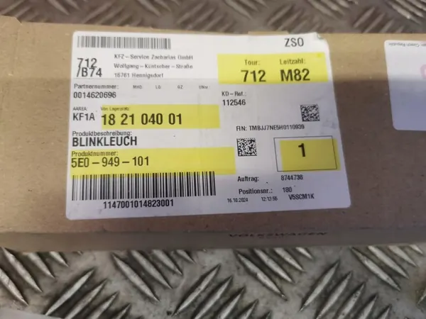 Seta esquerda Skoda Octavia III 2013- OEM 5E0949101 image 4