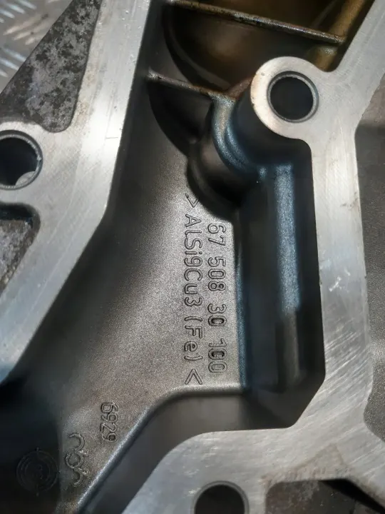 Carcaça do Filtro de Óleo Scania - Peça OEM Usada image 7