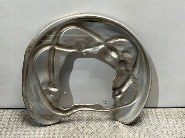 OEM 80A615612B Bromsskydd bak höger sida image 2