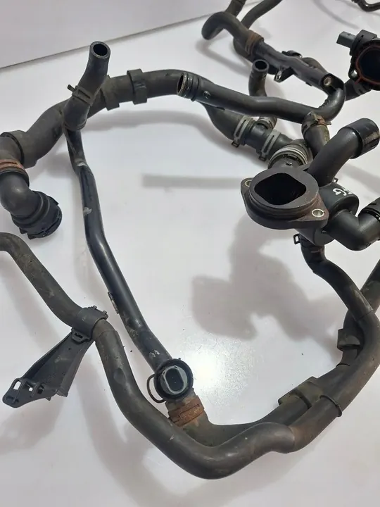 PASSAT GOLF VI 2.0TDI Vattenslangset OEM image 10