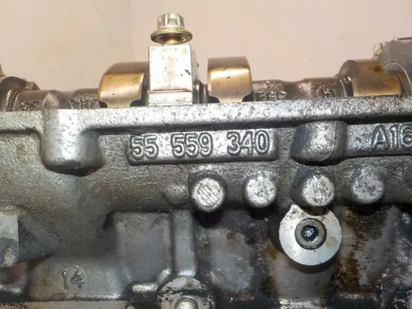 Culasse OEM 55559340 pour Opel Astra H 1.6 image 6