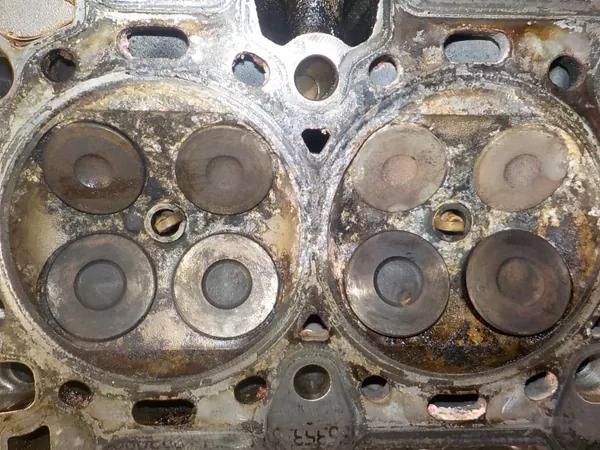 Culasse OEM 55559340 pour Opel Astra H 1.6 image 8