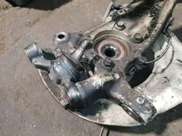 Lexus LS 460 Framhjulsnav OEM H440L - Begagnad image 3