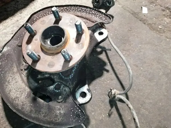 Lexus LS 460 Framhjulsnav OEM H440L - Begagnad image 4