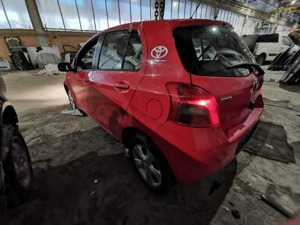 OEM as2 EIS-2589068 Toyota Yaris Cerradura Puerta Trasera Izquierda image 7