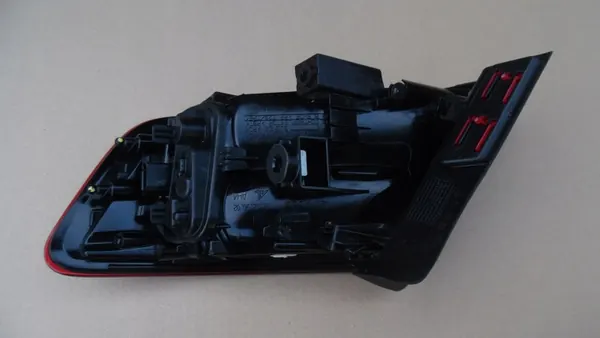 Lámpara Trasera Izquierda Audi A3 8V4 Original image 2