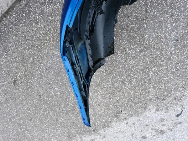 Paraurti anteriore Volkswagen Touran I 1T0807221 image 6