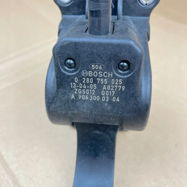 Gaspedaal Mercedes W639 VITO VIANO a9063000304 image 5