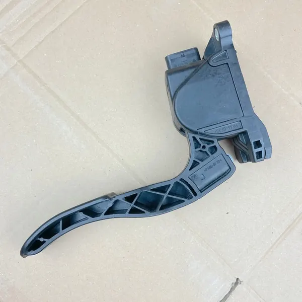 Gaspedaal Mercedes W639 VITO VIANO a9063000304 image 7