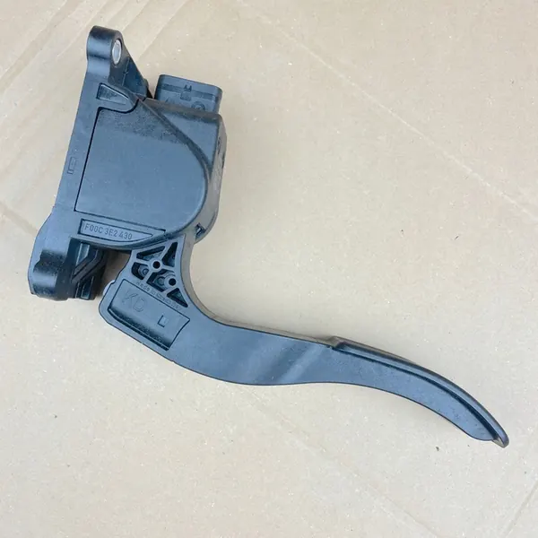 Gaspedaal Mercedes W639 VITO VIANO a9063000304 image 8