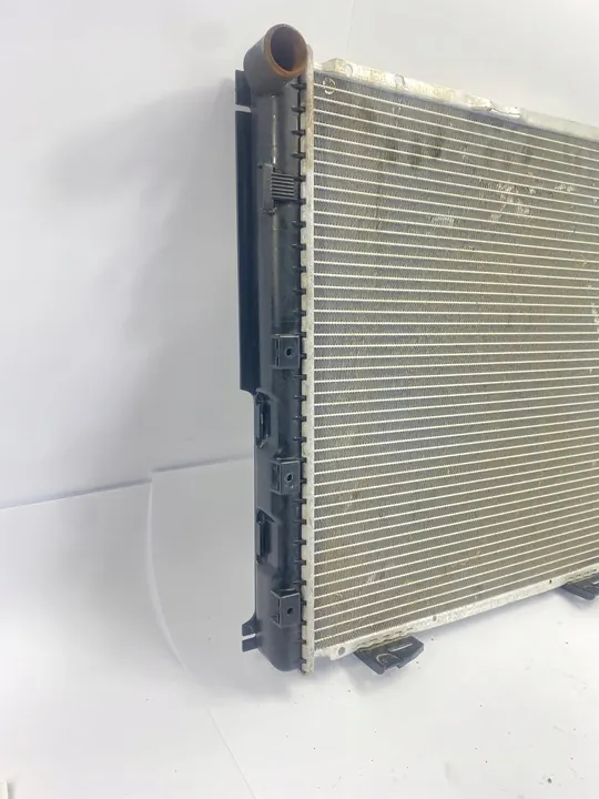 Vattenkylare Mercedes W124 E220 E200 M111 2.2 image 2