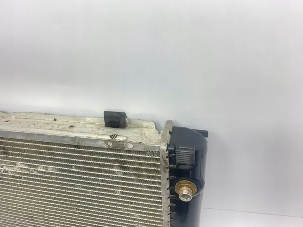 Vattenkylare Mercedes W124 E220 E200 M111 2.2 image 5