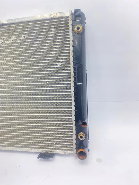 Vattenkylare Mercedes W124 E220 E200 M111 2.2 image 7