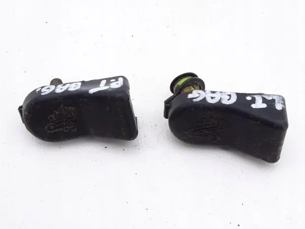 Support ISOFIX Mitsubishi Pajero III 99-06 OEM image 3