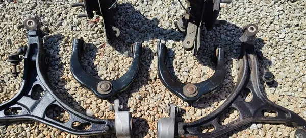 JEEP GRAND CHEROKEE WK2 2013-2016 BRACCIO SUSPENSIONE image 3