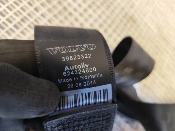 Volvo 39823322 vänster bakre bältessträckare image 5
