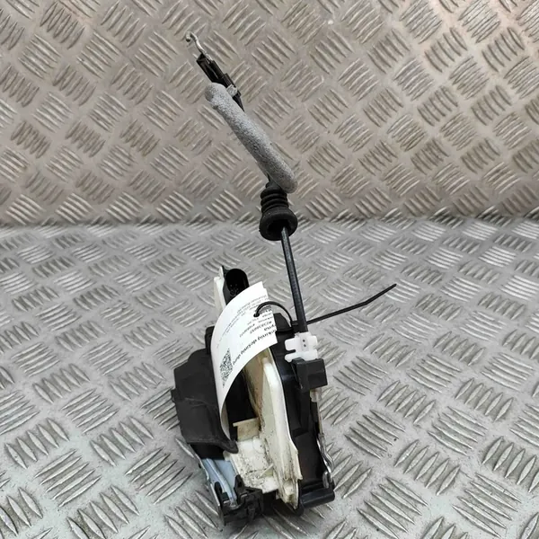 Höger Framdörrslås VW TIGUAN 5N1837016C image 4