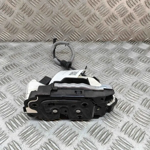 Höger Framdörrslås VW TIGUAN 5N1837016C image 5