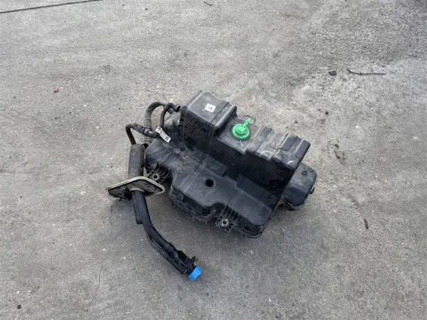 AdBlue-tank & Pomp OEM 237G00283R Renault Master image 4
