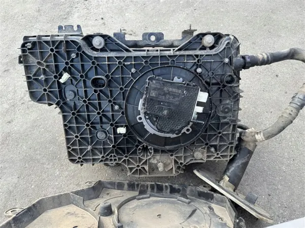 AdBlue-tank & Pomp OEM 237G00283R Renault Master image 8