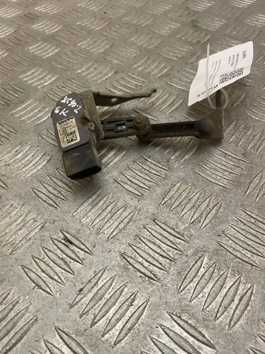Volvo XC90 2019 Bakluftfjädring Nivåsensor OEM 31360330 image 2