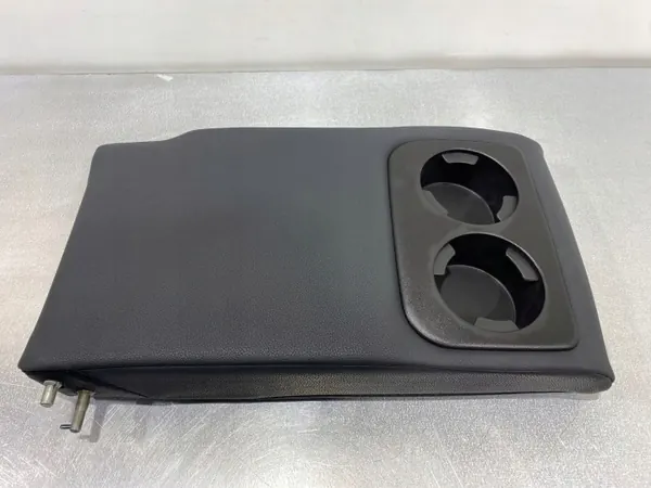 Accoudoir arrière FBZ20500 pour Subaru XV II 2019 image 2