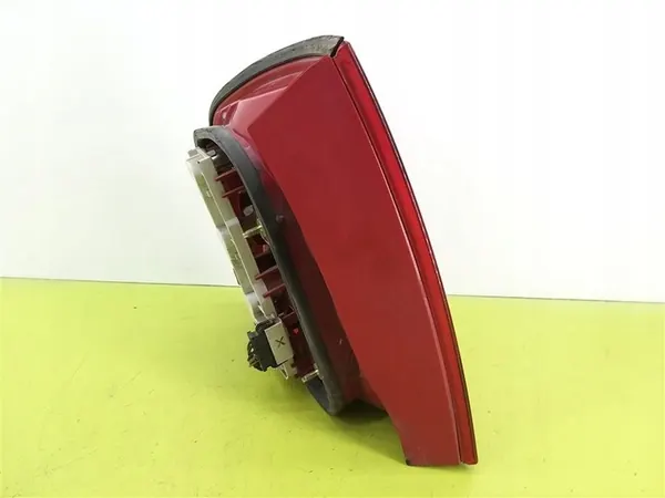 Lámpara trasera derecha Skoda Fabia I HB 1999-2008 image 4