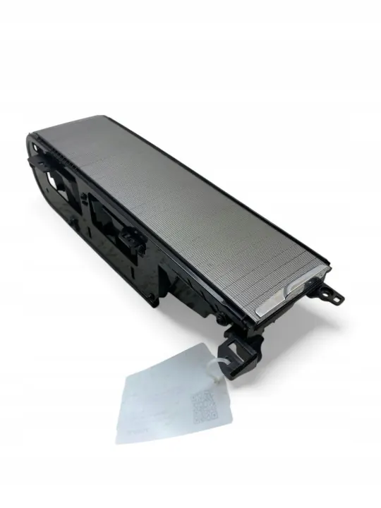 Volvo XC90 Framre dryckeshållare OEM 31389958 image 10