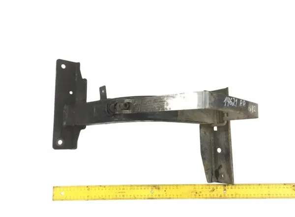 MAN Onderste treeplaatbeugel rechts OEM 81615405070 image 2