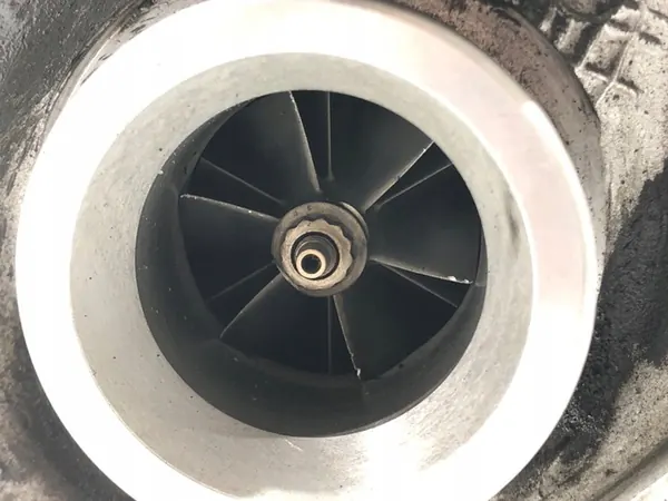 Turbocompresor Mercedes W211 2.2 170CV A6460900980 image 4