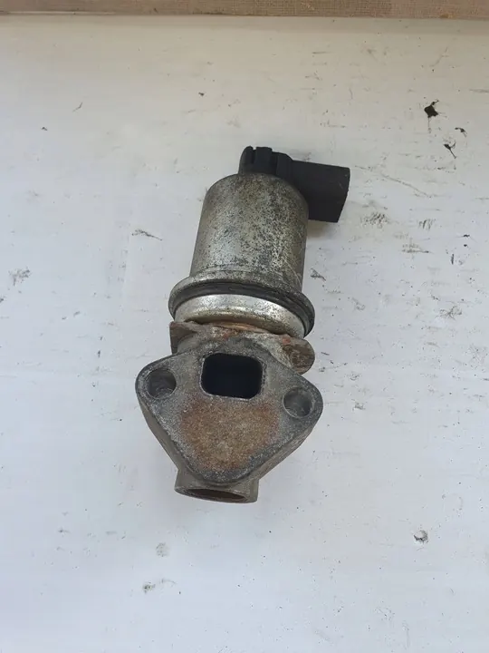 Vemo EGR Venttiili VW Audi Skoda Seat image 3