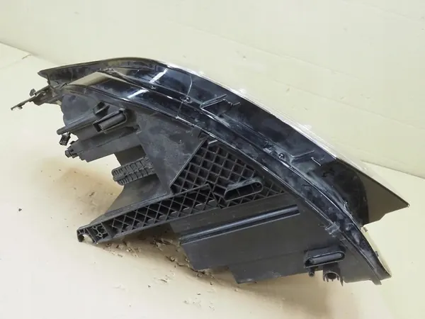 Farol Direito Tiguan II Lift LED 5NB941036G image 6