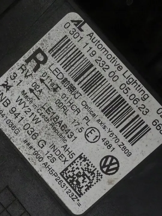 Farol Direito Tiguan II Lift LED 5NB941036G image 9