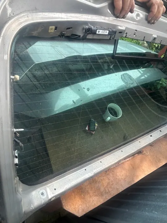 Skoda Superb II Bakruta OEM 25E1WFD65QW0D3WQWD image 4